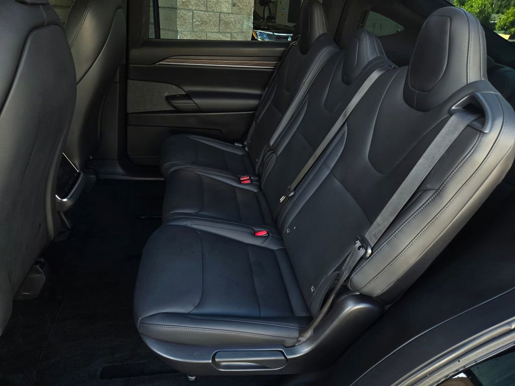 Used 2023 Tesla Model X image 12