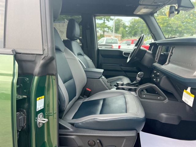 New 2024 Ford Bronco Outer Banks w/ Sasquatch Package AWD/4WD image 27