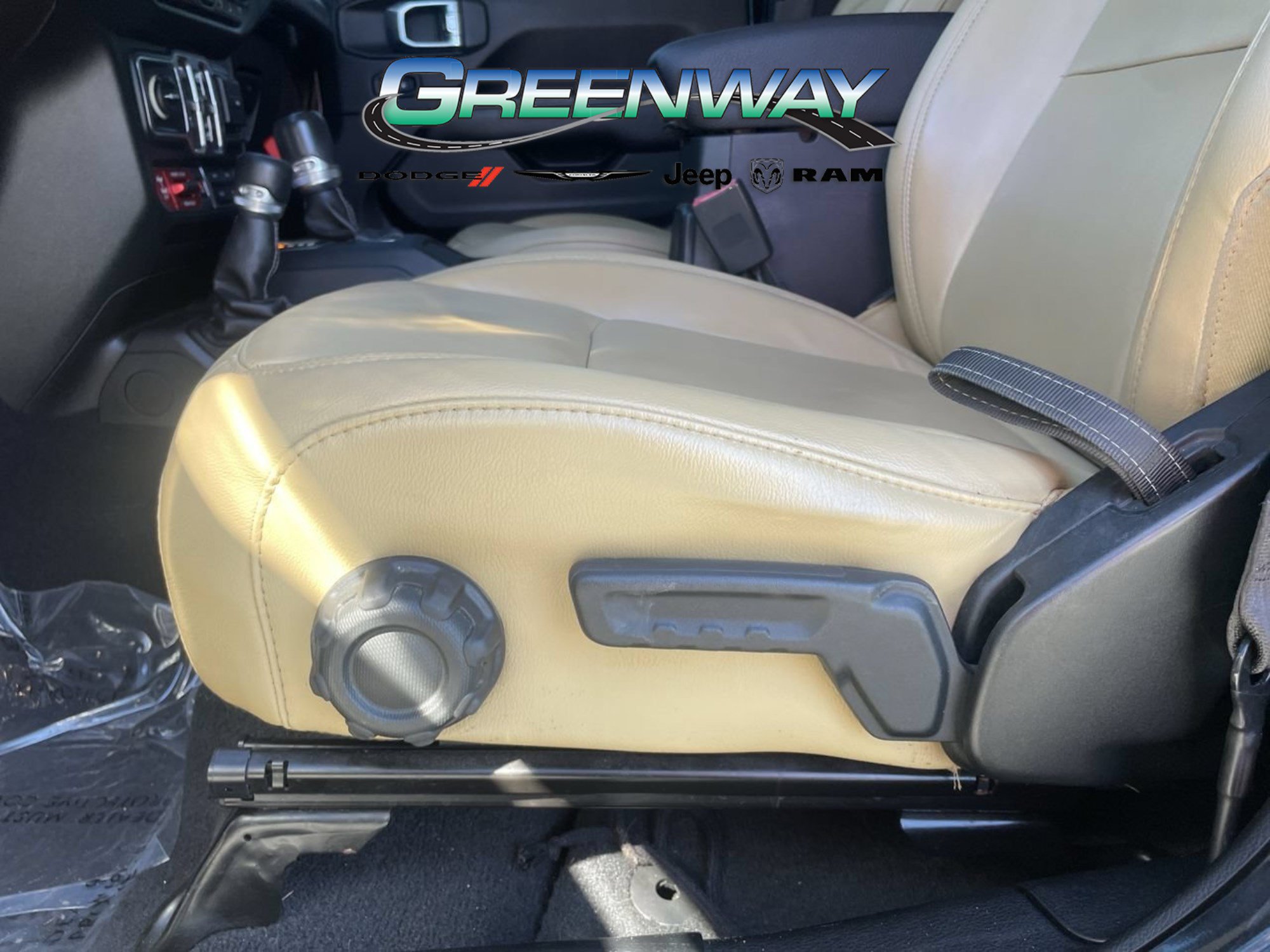 Used 2018 Jeep Wrangler Unlimited Rubicon AWD/4WD image 16