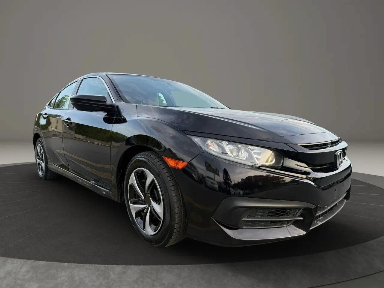 Used 2016 Honda Civic LX image 2