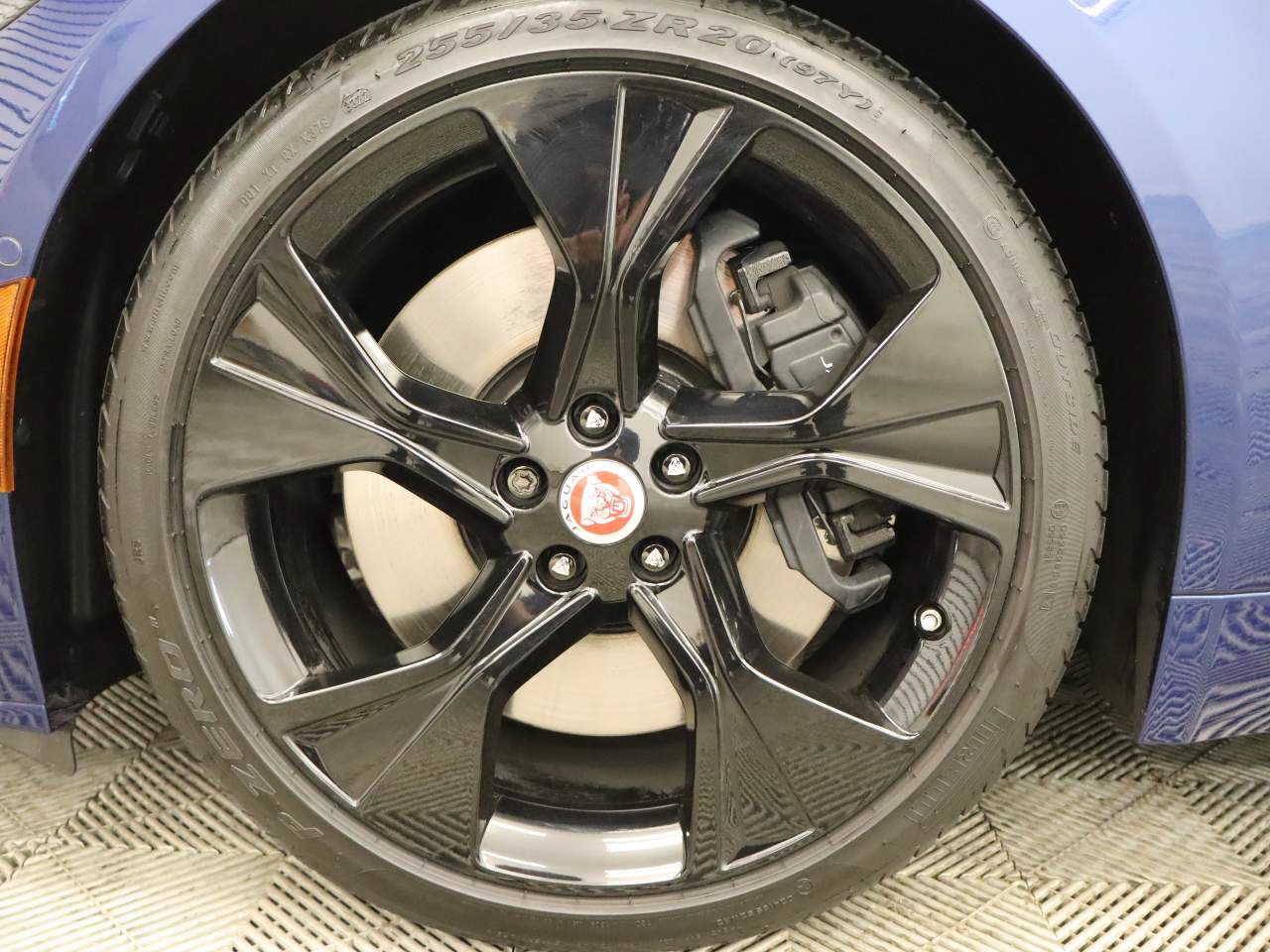 Used 2023 Jaguar F-TYPE R-Dynamic AWD/4WD image 6