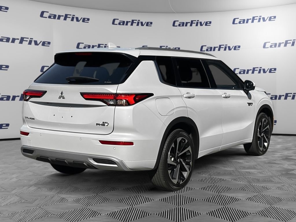 Used 2023 Mitsubishi Outlander SEL image 6