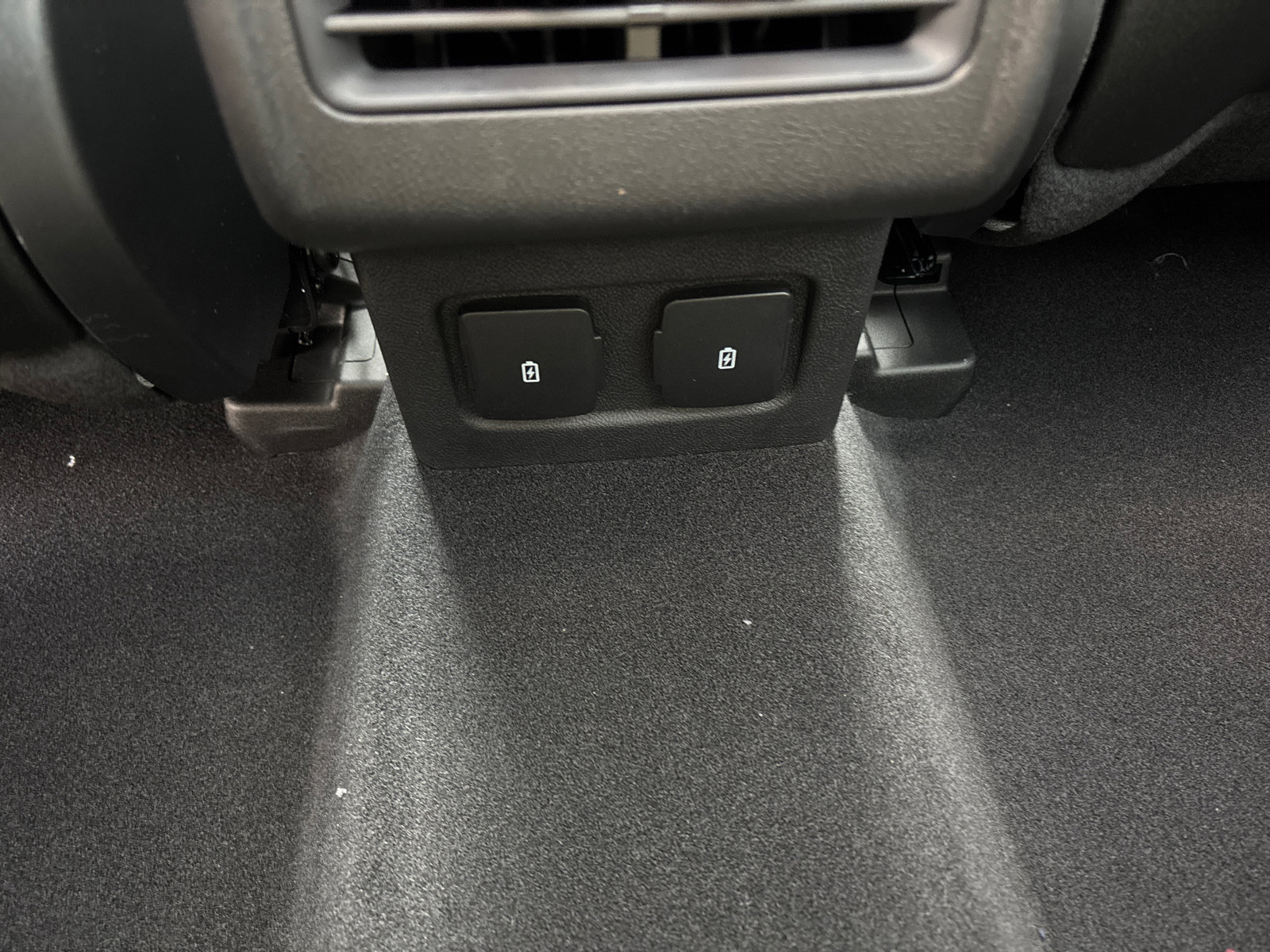 New 2026 Lincoln Corsair Grand Touring image 32