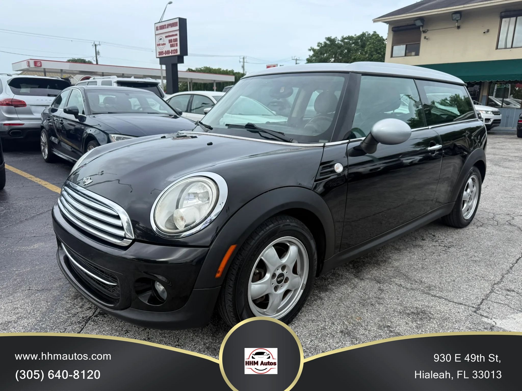 Used 2011 MINI Cooper Clubman FWD image 1