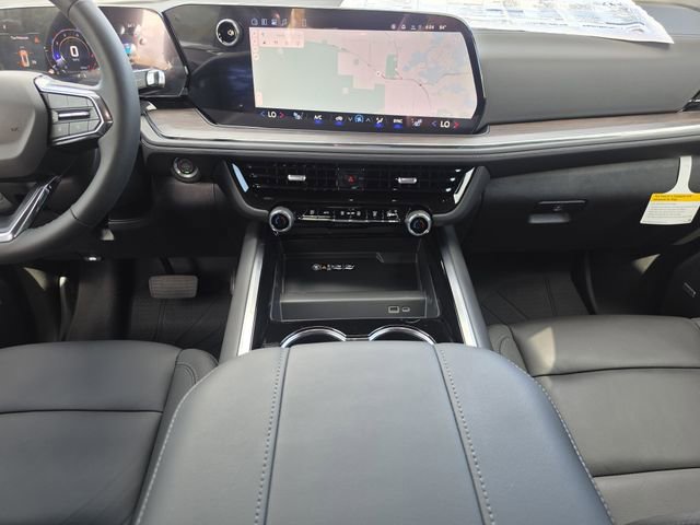 New 2026 Chevrolet Suburban LT w/ Comfort Package RWD image 17