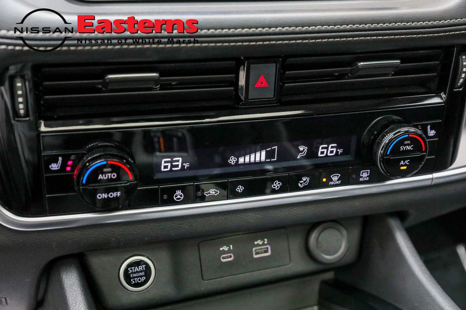 Used 2022 Nissan Rogue SV w/ SV Premium Package image 55