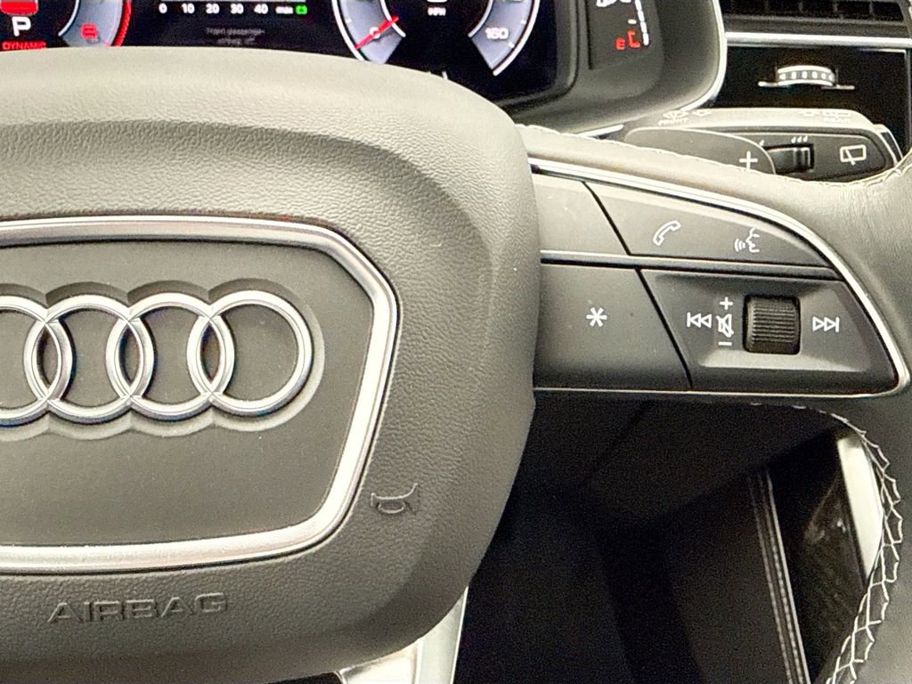 Certified 2025 Audi Q7 2.0T Premium Plus w/ Premium Plus Package image 12