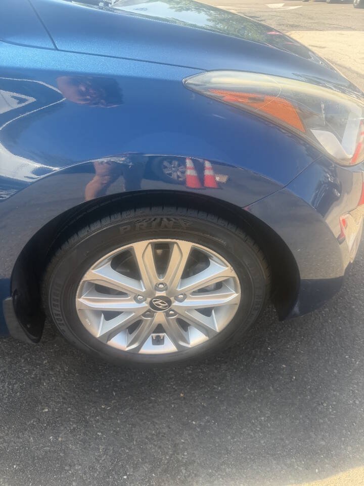 Used 2016 Hyundai Elantra SE w/ Option Group 02 FWD image 18