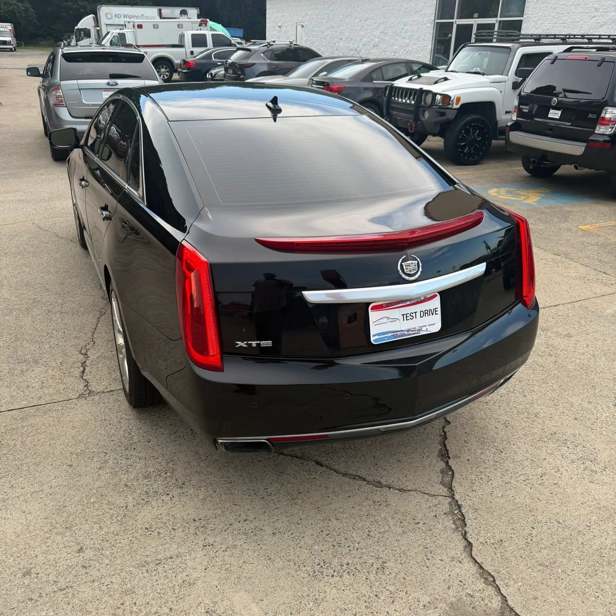 Used 2013 Cadillac XTS Premium FWD image 4