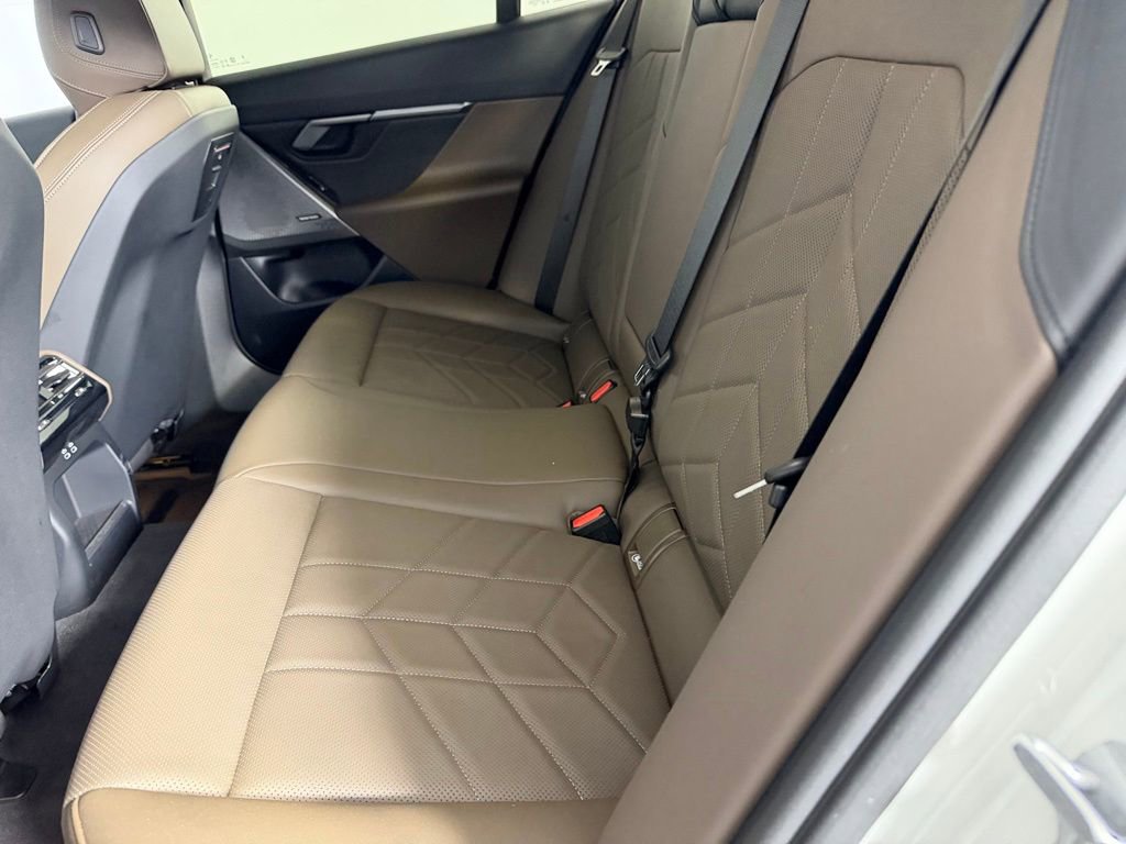 Used 2026 BMW 530i image 28