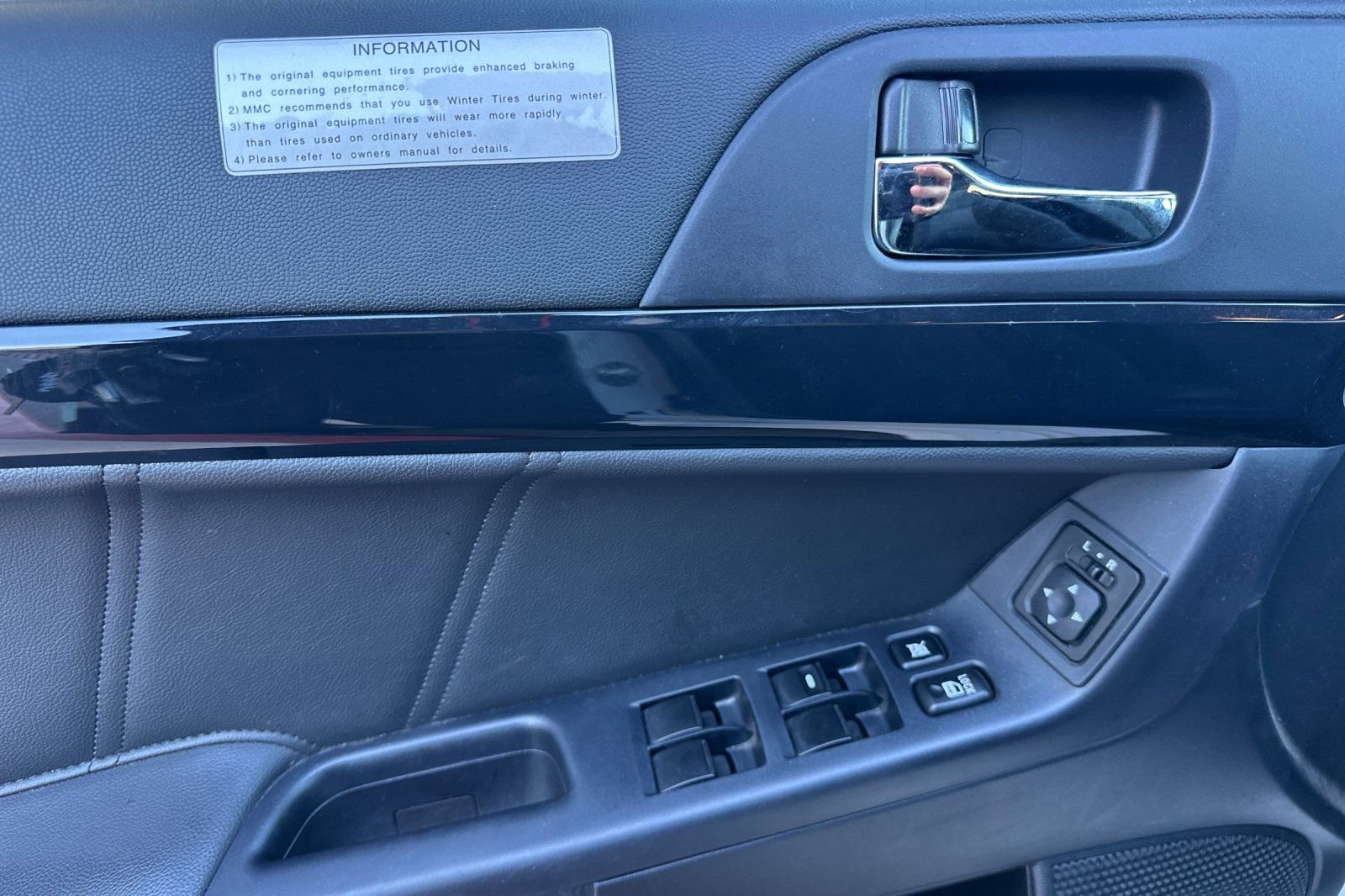 Used 2015 Mitsubishi Lancer Evolution GSR image 12