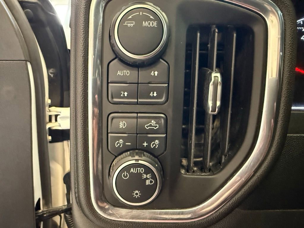 Used 2021 Chevrolet Silverado 1500 RST image 24