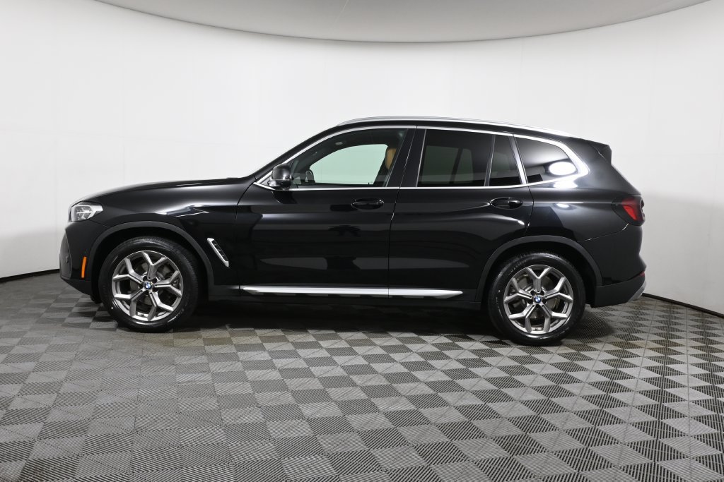 Certified 2024 BMW X3 xDrive30i w/ Convenience Package AWD/4WD image 2