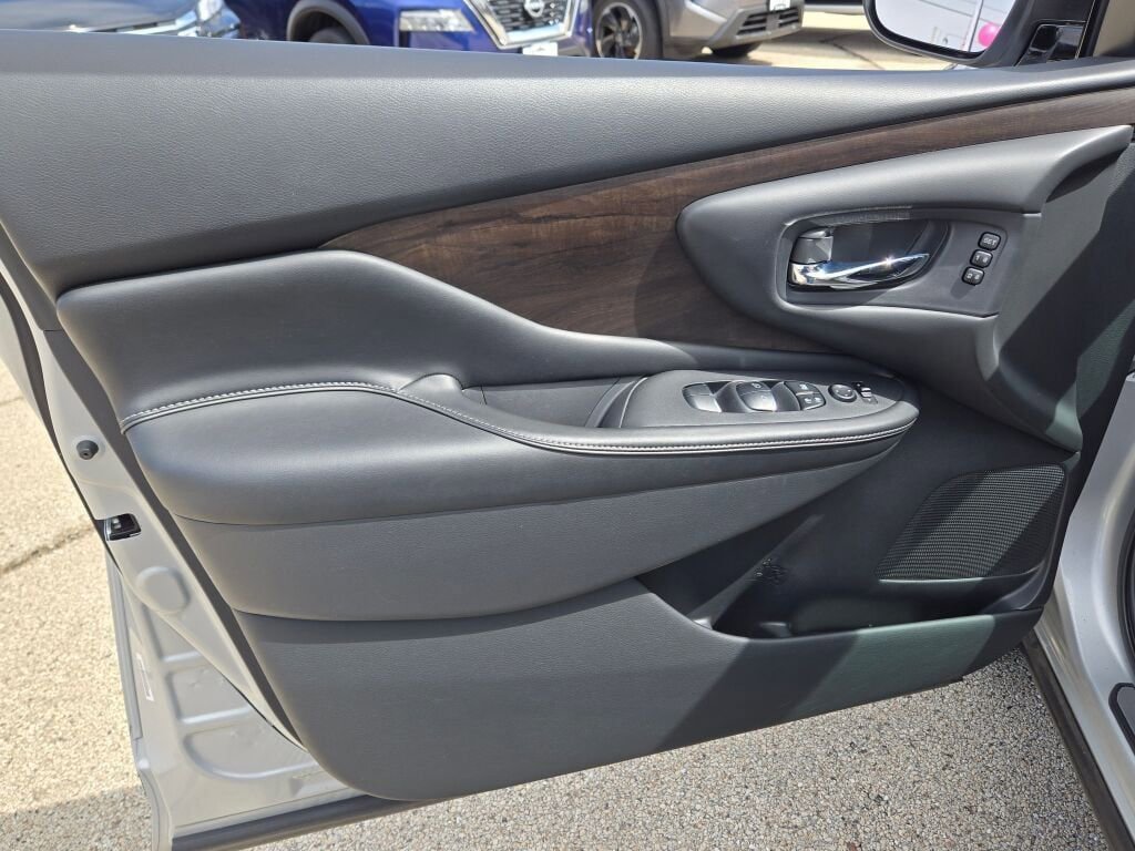 Used 2020 Nissan Murano Platinum AWD/4WD image 25