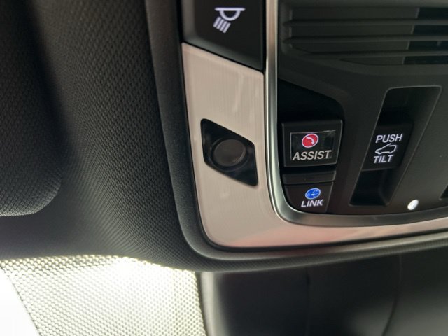 Used 2025 Acura RDX w/ Advance Package AWD/4WD image 11