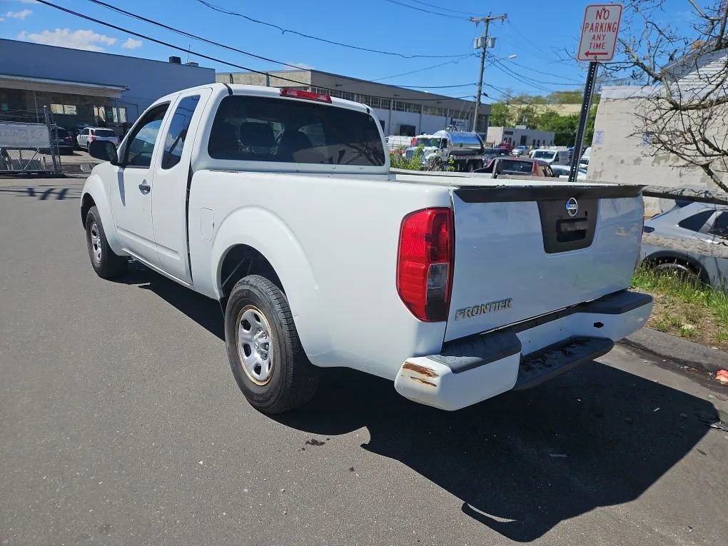 Used 2018 Nissan Frontier S RWD image 10