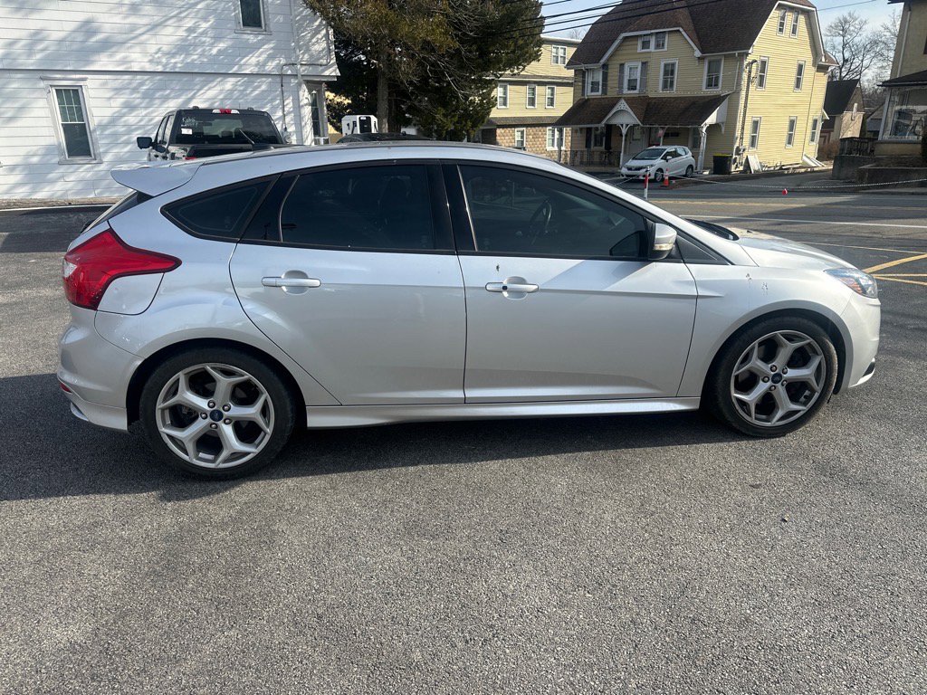 Used 2014 Ford Focus ST w/ Equipment Group 202A image 6