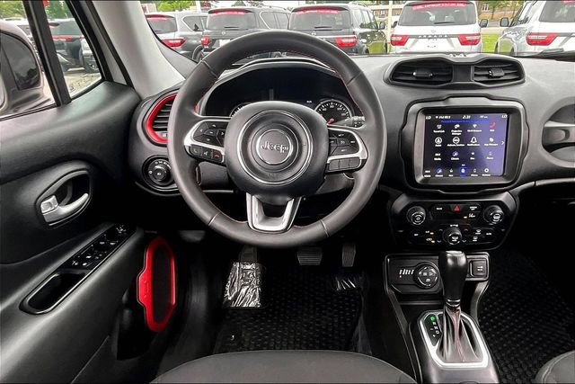 Used 2023 Jeep Renegade Trailhawk AWD/4WD image 8