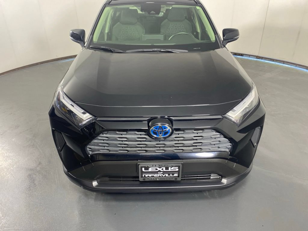 Used 2022 Toyota RAV4 XLE w/ Convenience Package AWD/4WD image 6