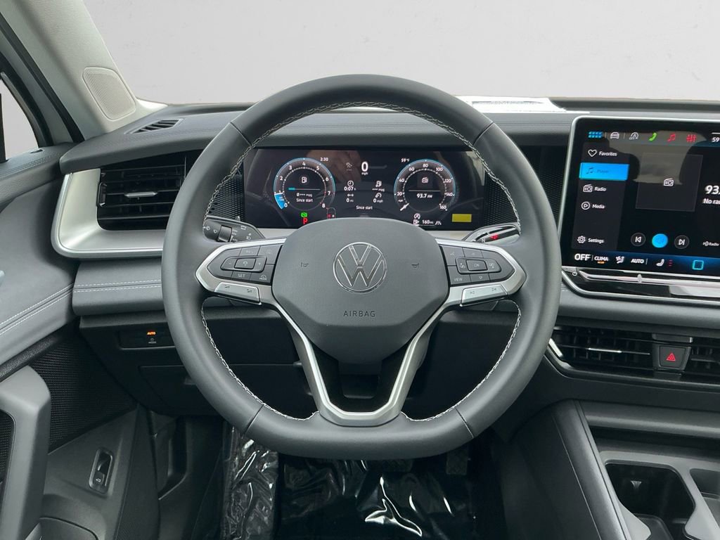 New 2026 Volkswagen Tiguan SE AWD/4WD image 12