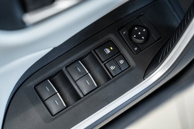 New 2025 Toyota RAV4 XLE image 38