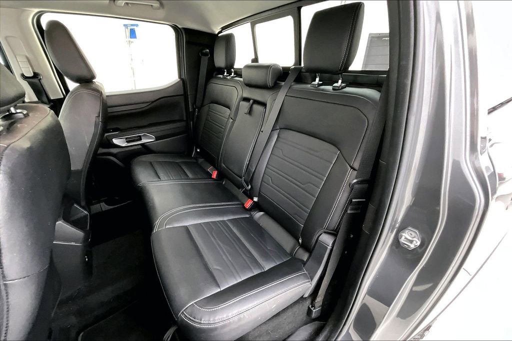 Used 2025 Ford Ranger Lariat w/ Trailer Tow Package image 34