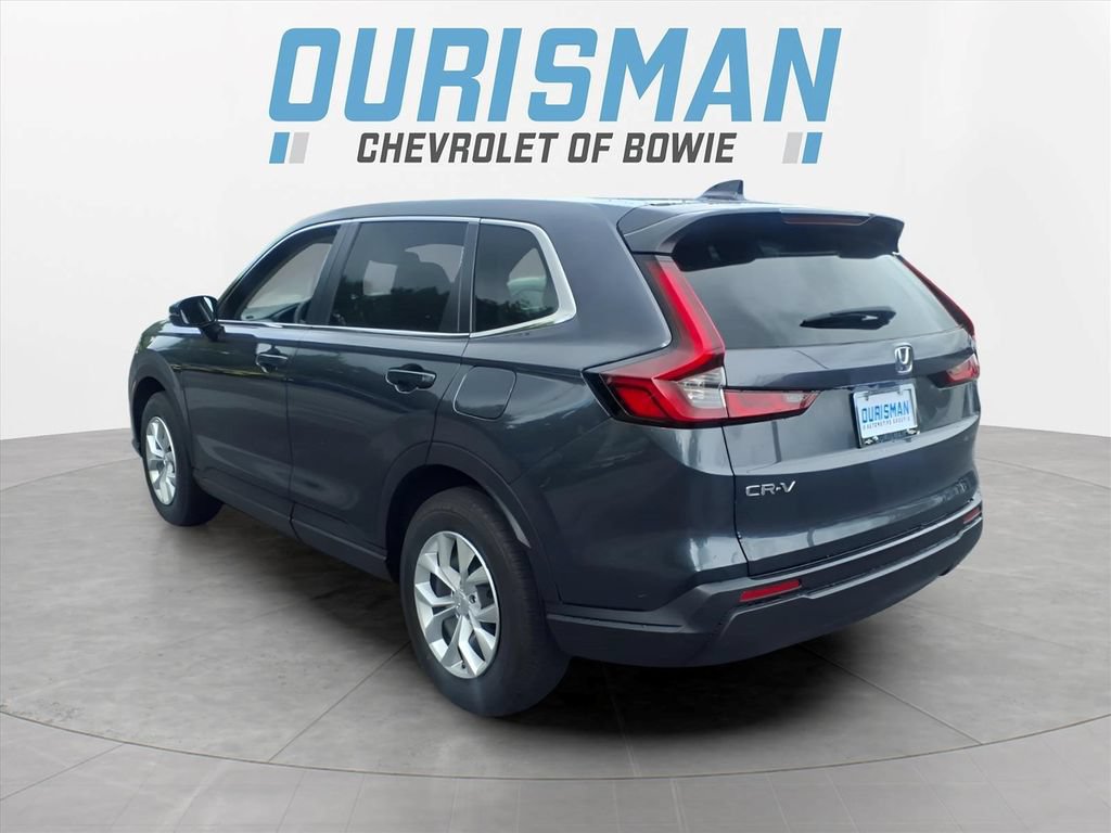 Used 2025 Honda CR-V LX image 3
