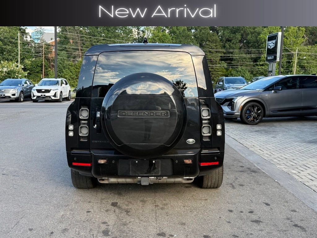 Used 2023 Land Rover Defender 130 X AWD/4WD image 6
