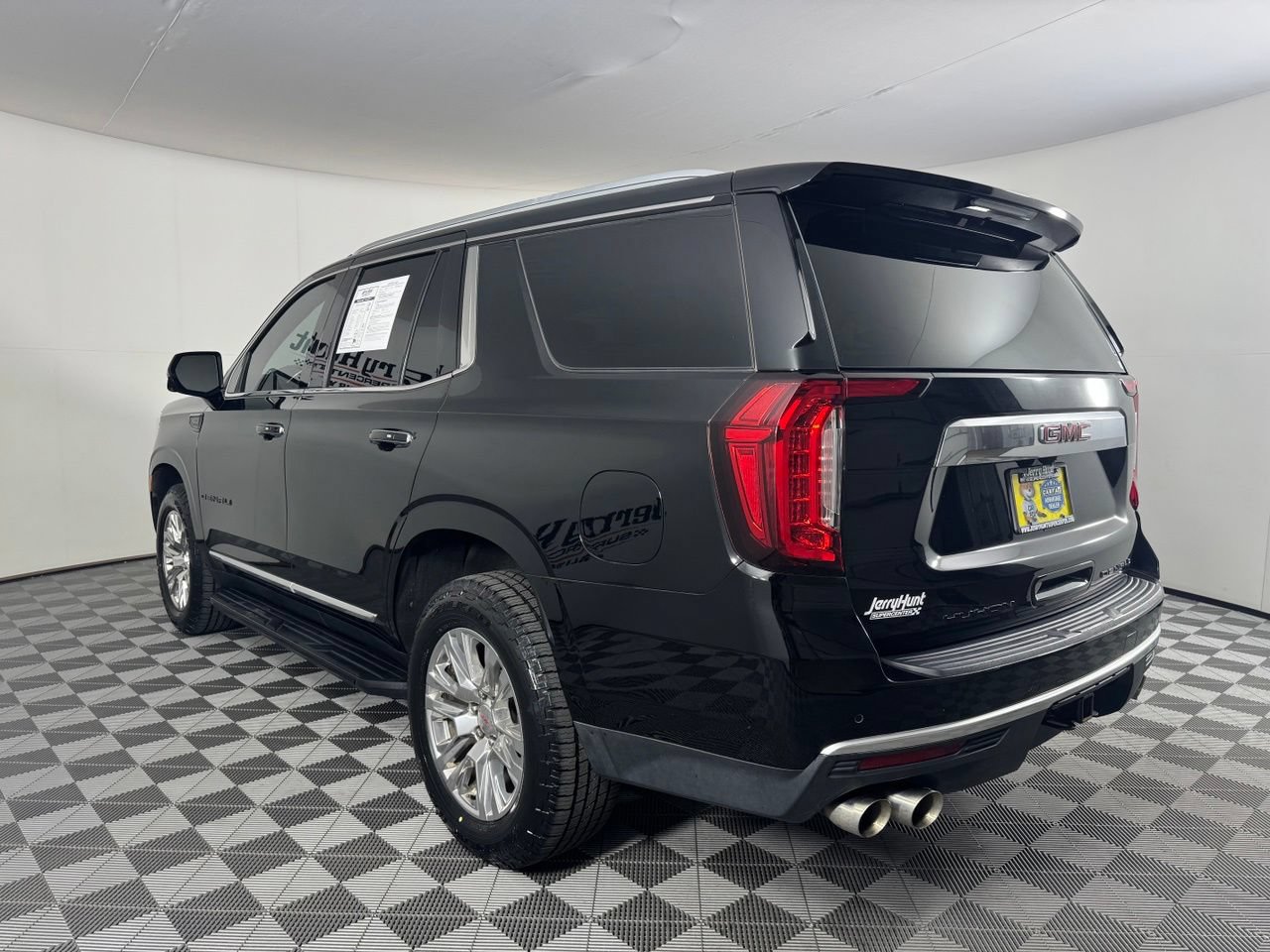 Used 2022 GMC Yukon Denali AWD/4WD image 8