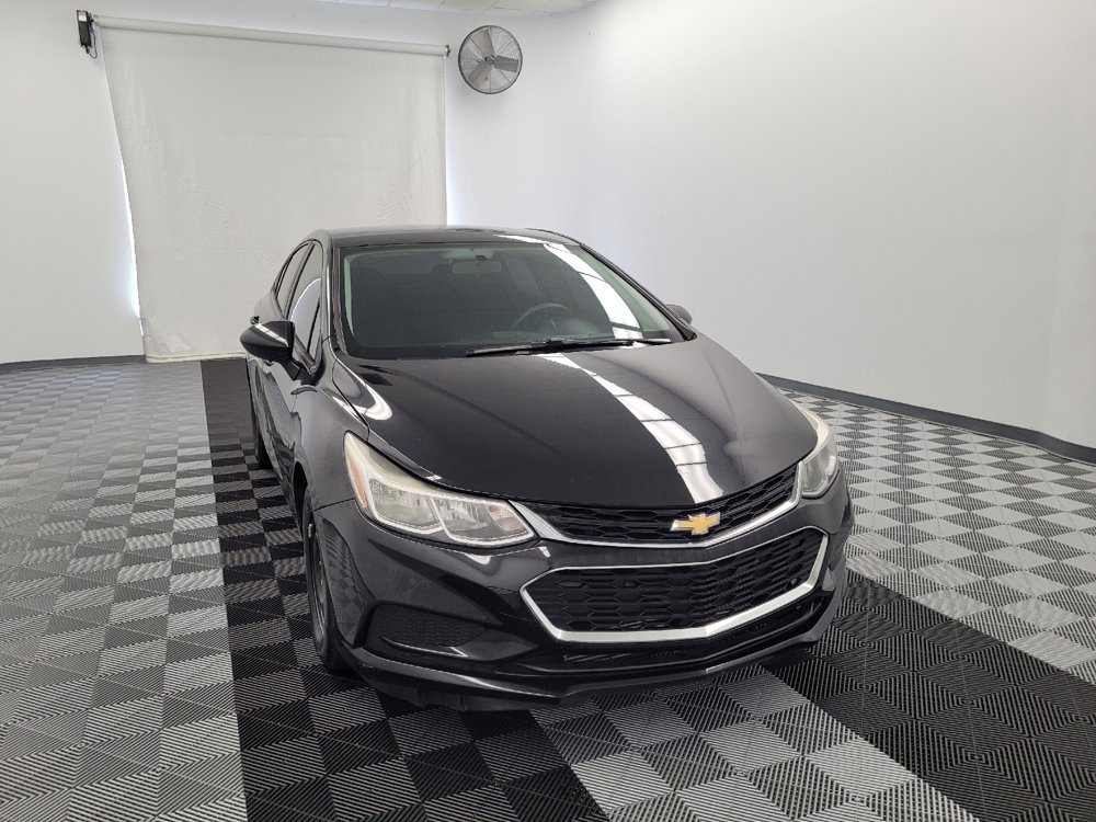 Used 2018 Chevrolet Cruze LS FWD image 14