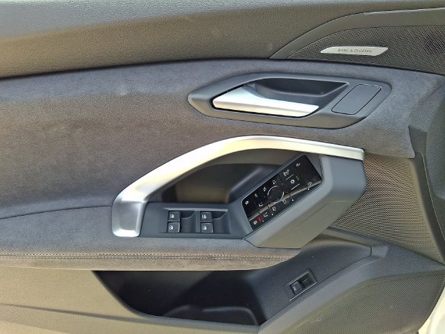 New 2026 Audi SQ5 Premium Plus AWD/4WD image 9