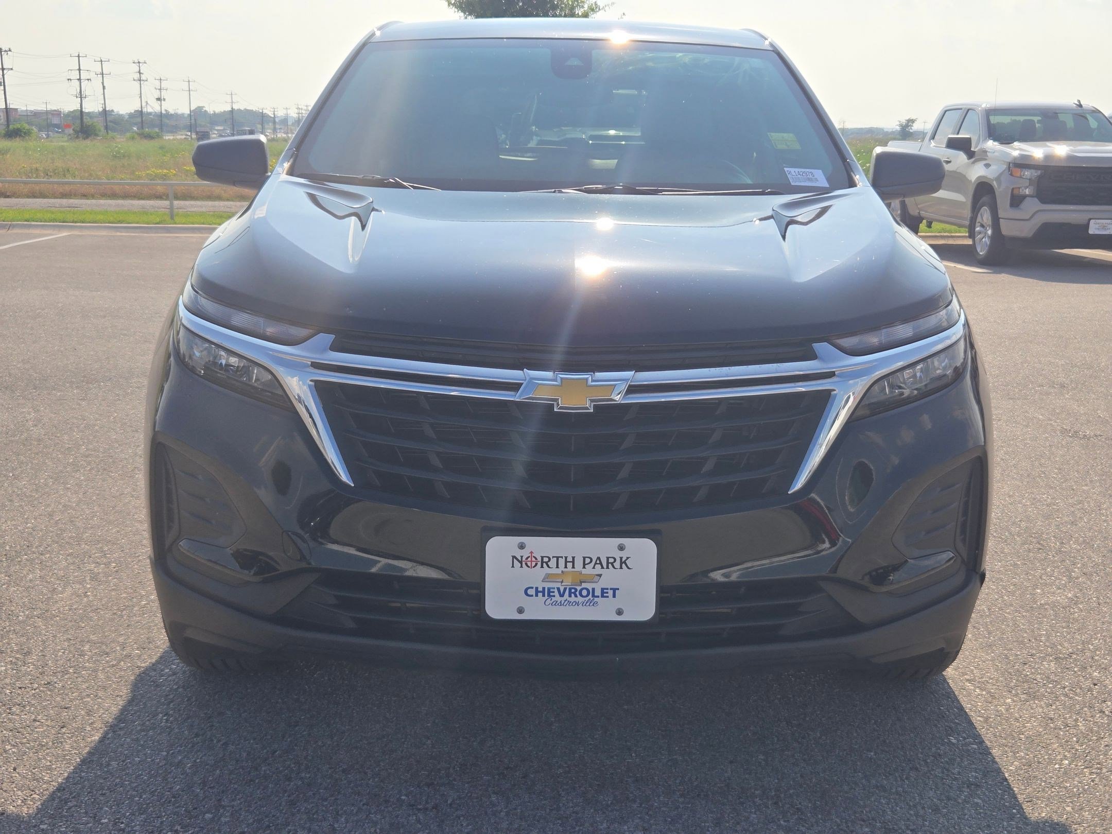 Used 2024 Chevrolet Equinox LS w/ LS Convenience Package FWD image 8