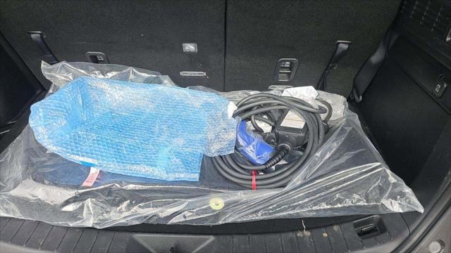 Used 2024 MAZDA CX-90 Plug-In Hybrid w/ Premium Pkg AWD/4WD image 9