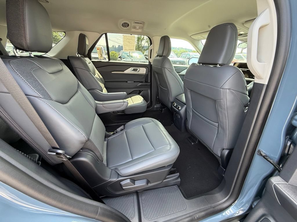 New 2026 Ford Explorer Active w/ Active Comfort Package AWD/4WD image 24