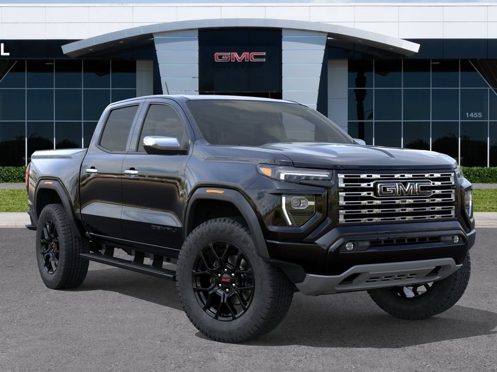 New 2026 GMC Canyon Denali w/ LPO, Denali Black Edition AWD/4WD image 7