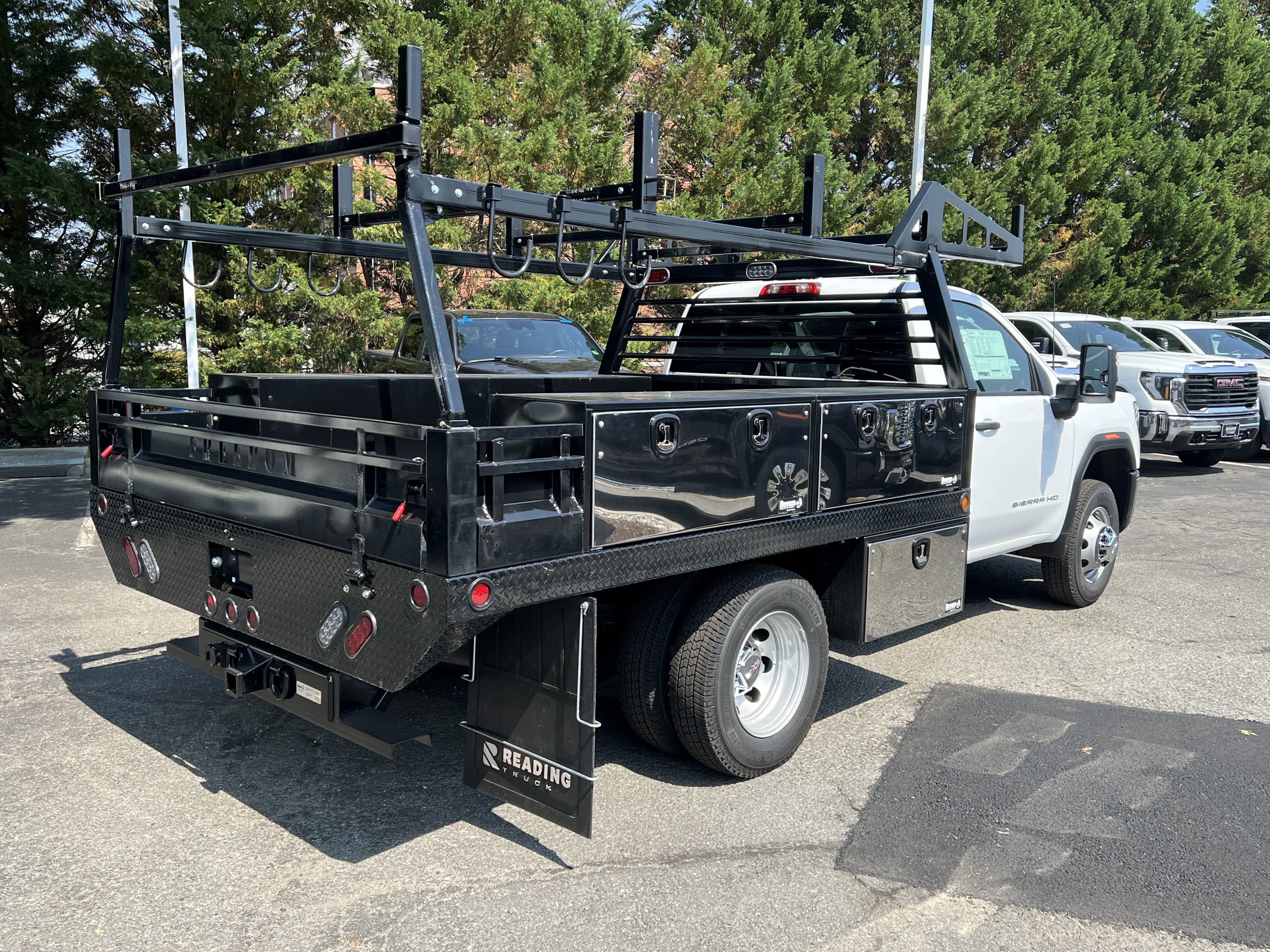 New 2025 GMC Sierra 3500 Pro w/ Convenience Package image 9