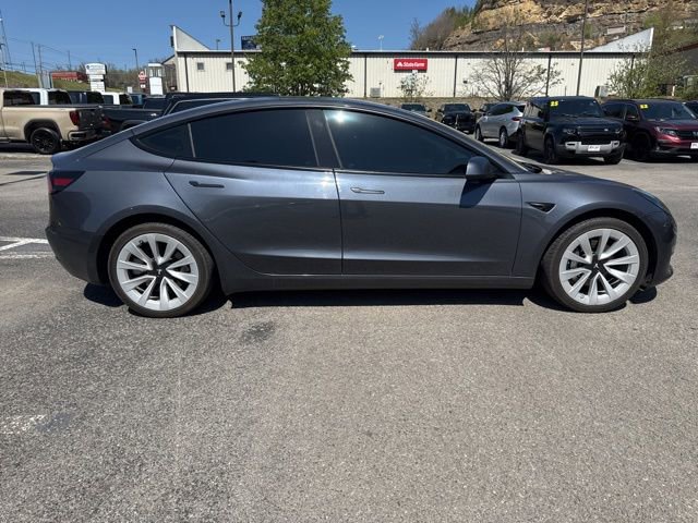 Used 2023 Tesla Model 3 Standard Range image 2