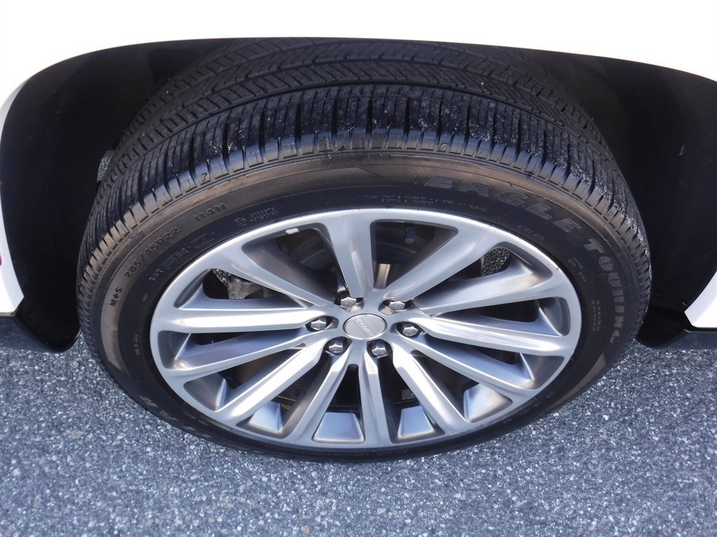 Used 2023 Jeep Grand Wagoneer L Series II image 4