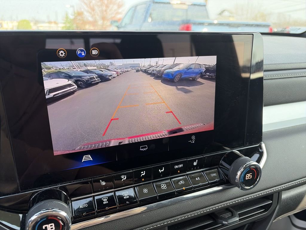 Used 2023 Chevrolet Colorado LT w/ LT Convenience Package II image 23