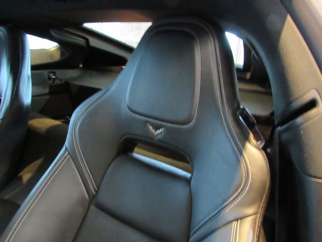 Used 2016 Chevrolet Corvette Stingray Coupe w/ 2LT Preferred Equipment Group image 15