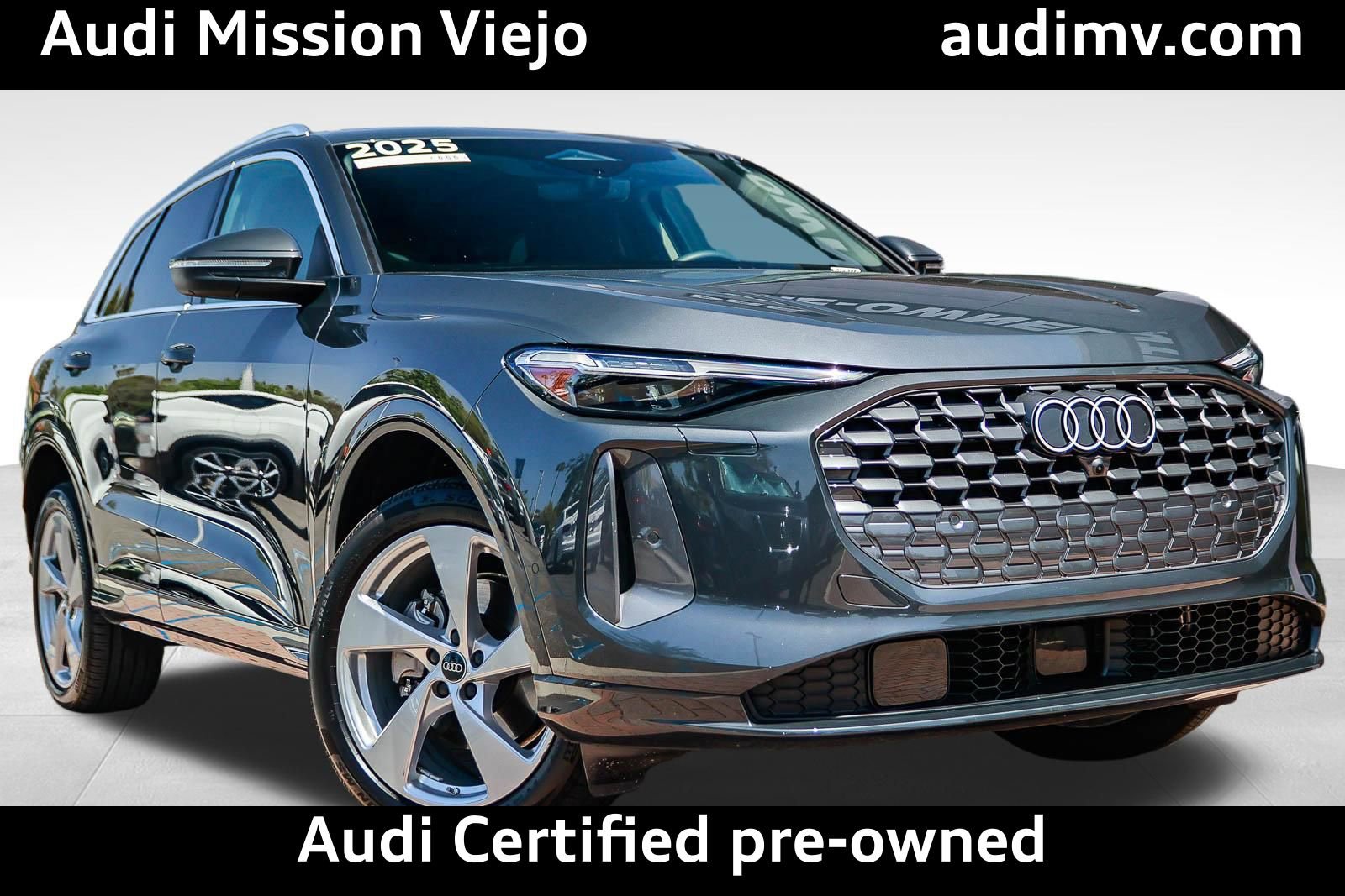 Certified 2025 Audi Q5 Premium Plus w/ Premium Plus image 1