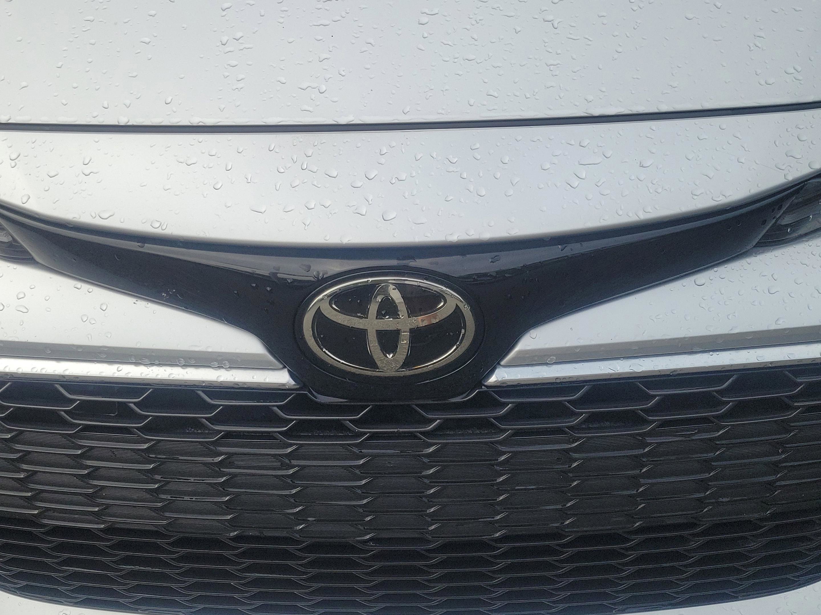 Used 2021 Toyota Corolla XSE FWD image 12