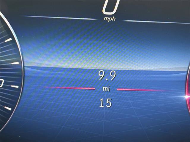 New 2025 Mercedes-Benz GLB 250 image 9