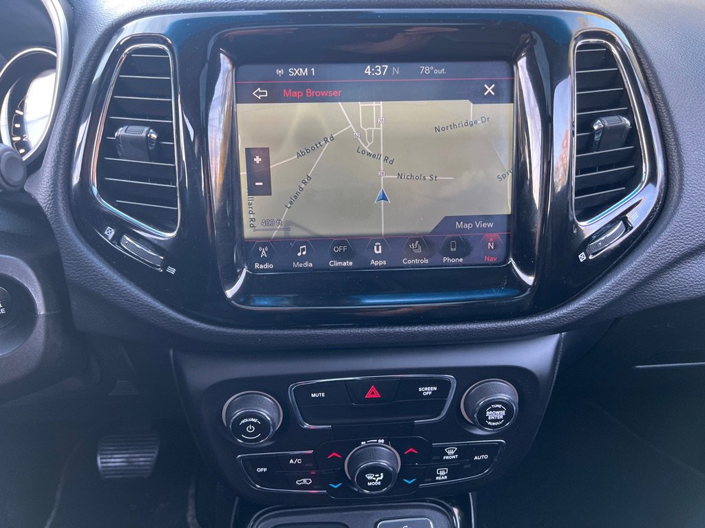 Used 2018 Jeep Compass Limited w/ Navigation Group AWD/4WD image 33