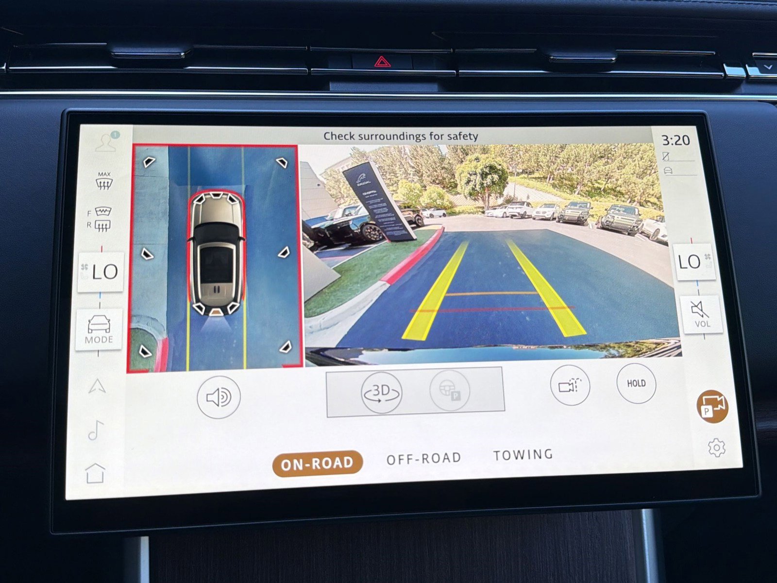 Used 2024 Land Rover Range Rover SE image 26