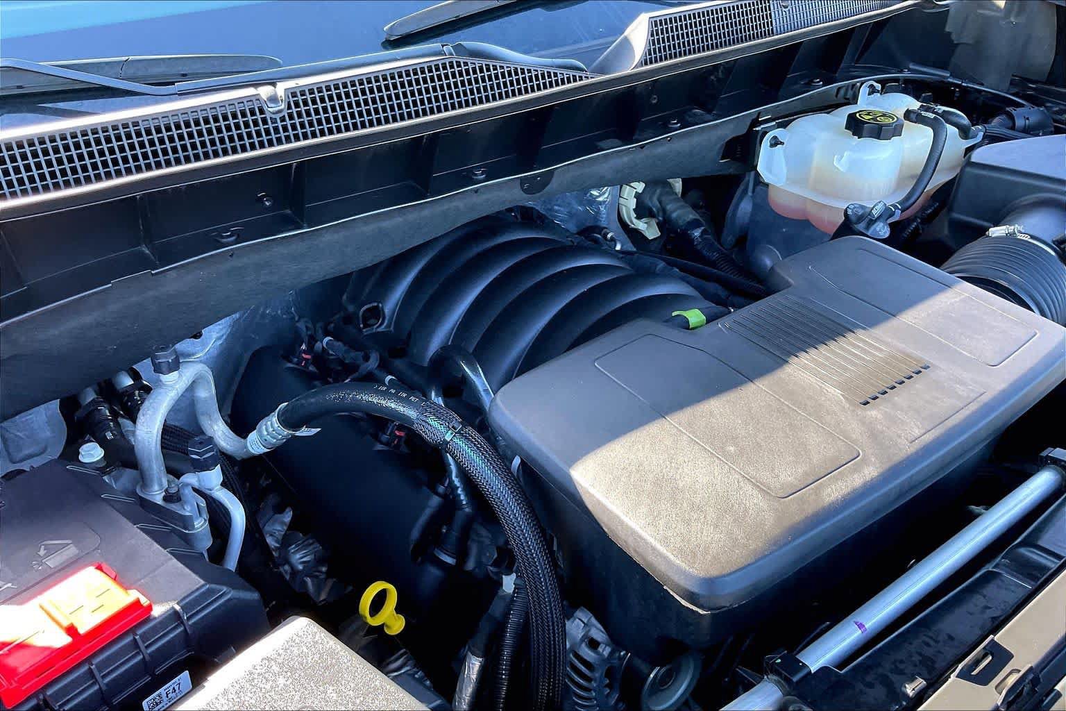 Used 2024 Chevrolet Silverado 1500 LTZ w/ LPO, Dark Essentials Package AWD/4WD image 32