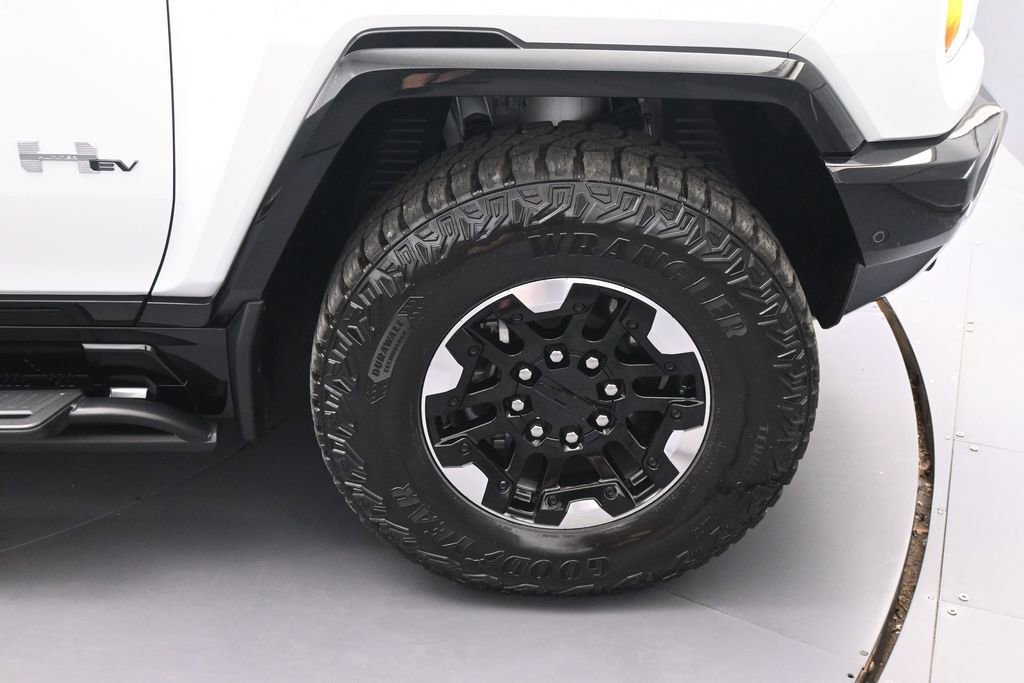 Used 2022 GMC Hummer EV Edition 1 w/ LPO, Illumination Package AWD/4WD image 11