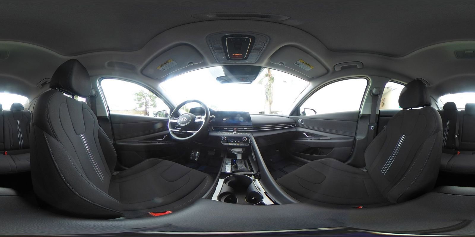 Used 2025 Hyundai Elantra SEL FWD image 44