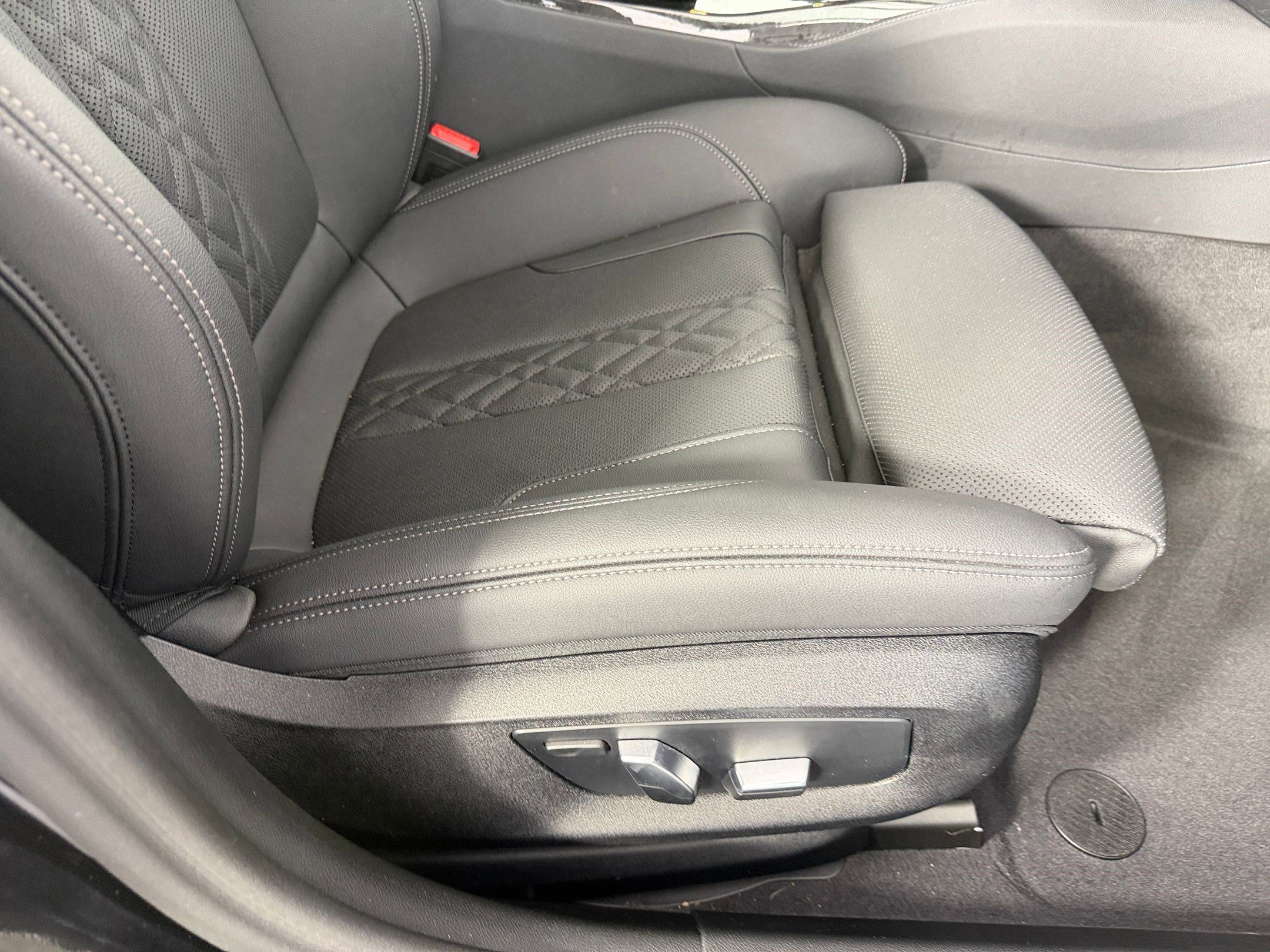 Used 2023 BMW 540i w/ M Sport Package RWD image 34
