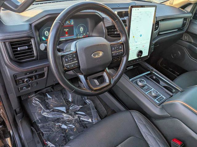Certified 2023 Ford Expedition Platinum AWD/4WD image 2